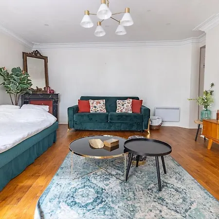 2 Etages - Metro 9 Grands Boulevards - Folies Bergeres Apartamento *